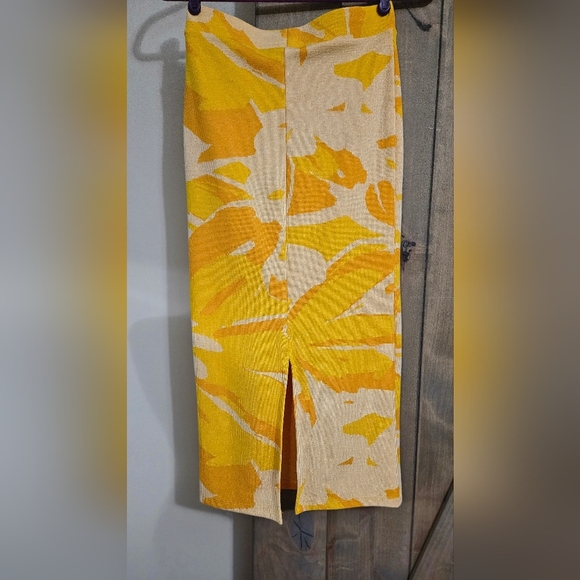 ZARA yellow orange high waisted jacquard Knit Stretch midi skirt. Size Small - Picture 7 of 13